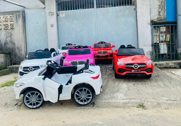 Voiture électrique pour enfants