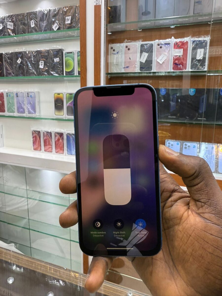 13simple 128g  écran changer