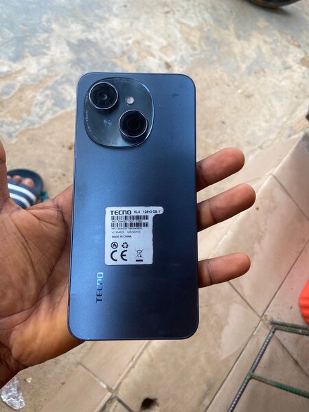 Smartphone Tecno moderne