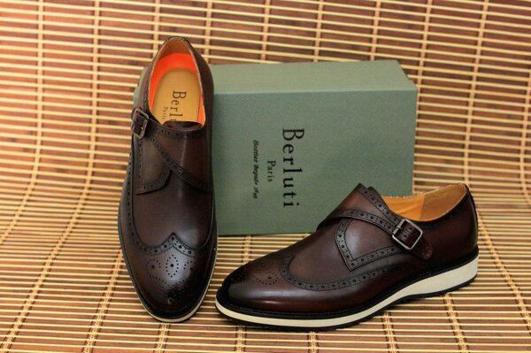 CHAUSSURE MOCASSIN  BERLUTI DE QUALITÉ ET ORIGINALE