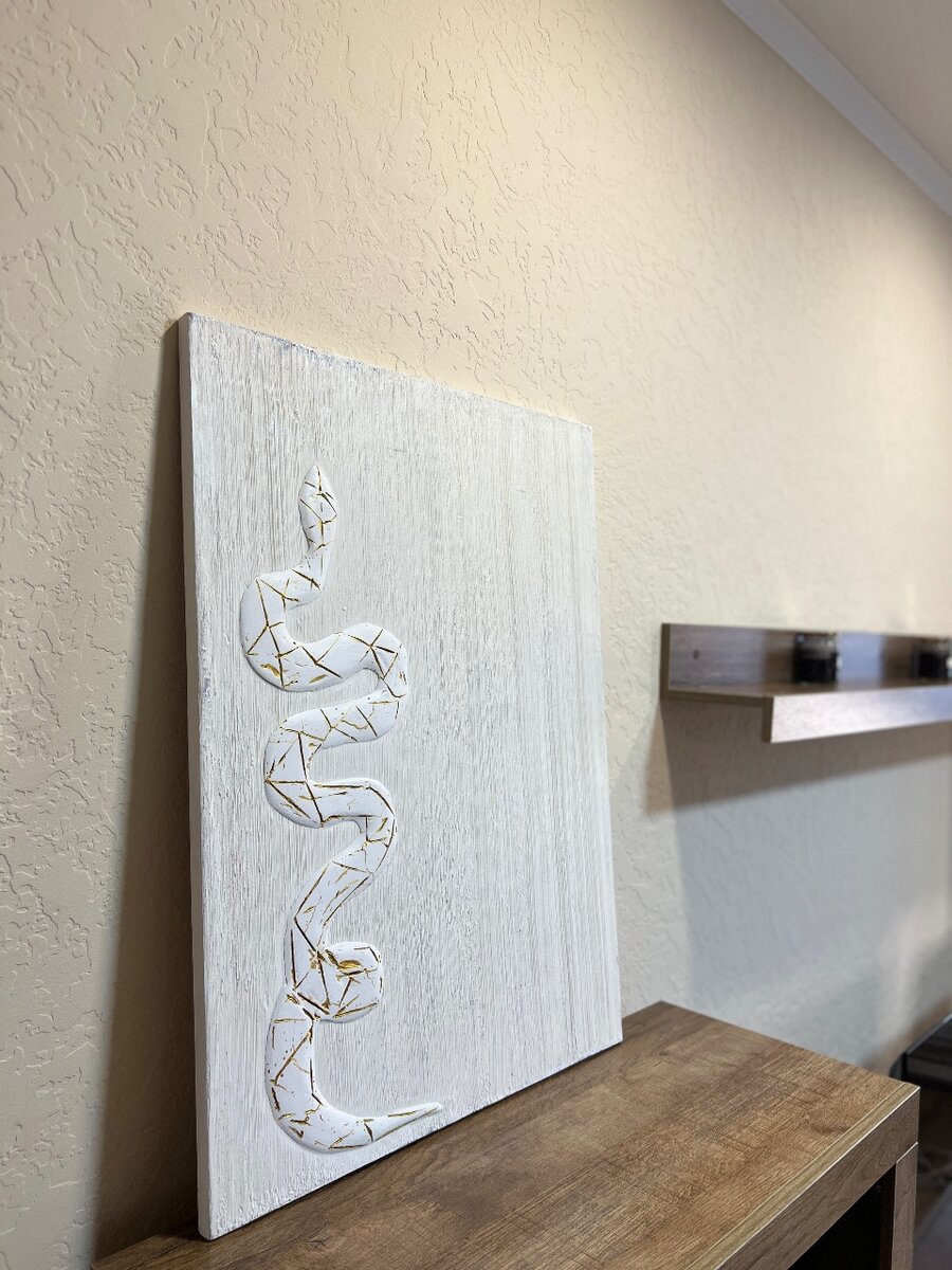 Картина «Змея» в честь наступающего 2025.Ручная работа