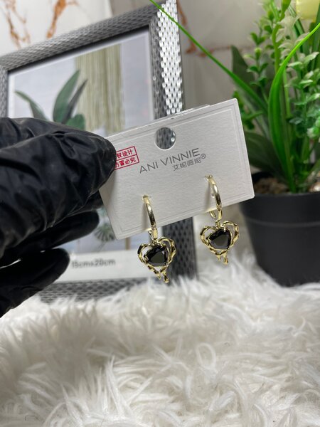 Boucles d'Oreilles Cœur Élégant