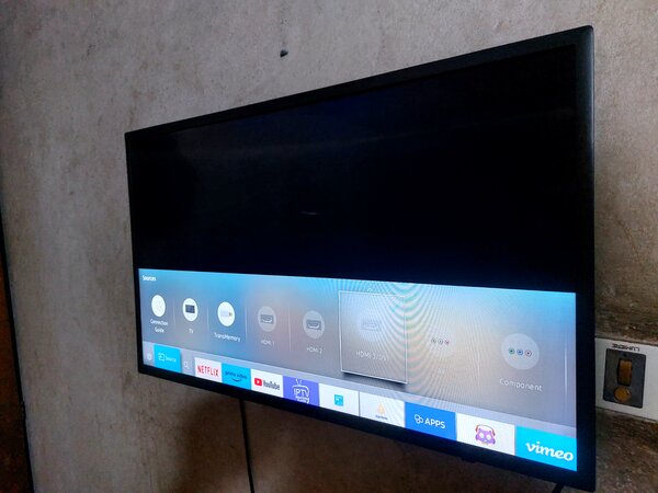 Samsung crystal full HD