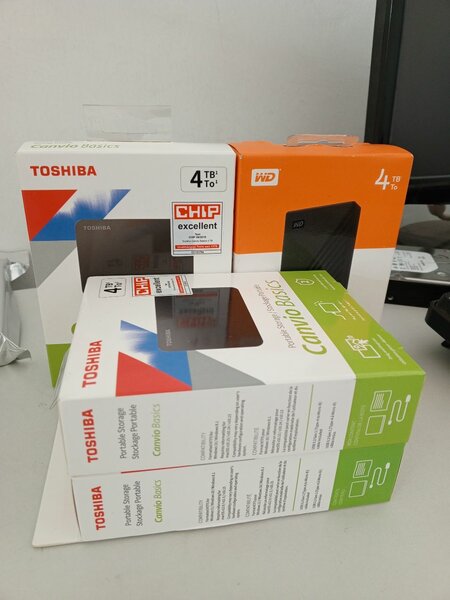 4TB Toshiba Canvio Basics