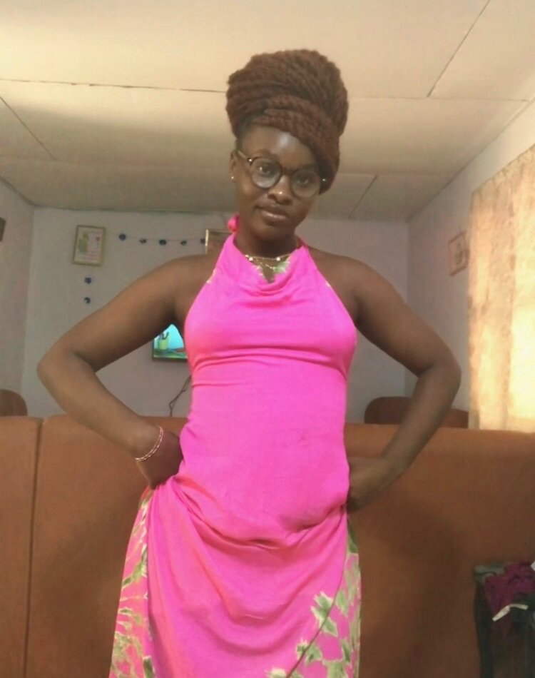 Robe dos nu rose élégante