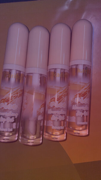 Huile à lèvres hydratante