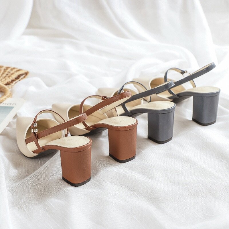 Cute solid heels sandals