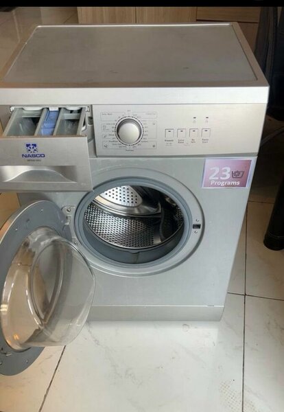 Machine à laver moderne 23 programmes