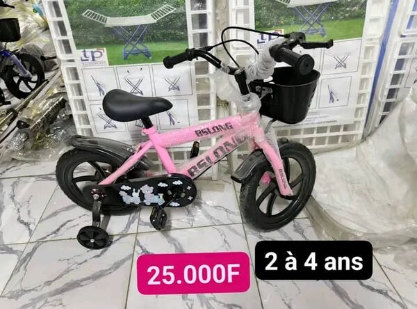 Vélo enfant rose 2-4 ans