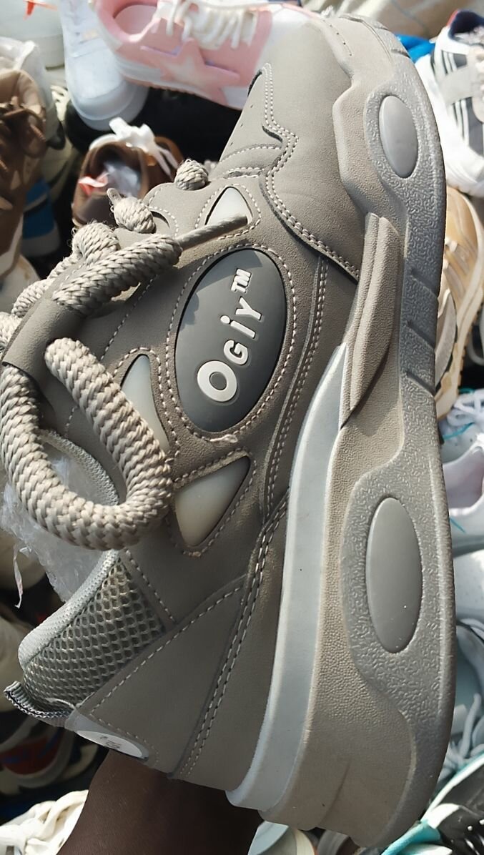 Baskets Gris Style Urbain