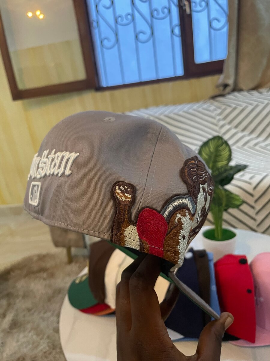 Casquette MLB brodée grise