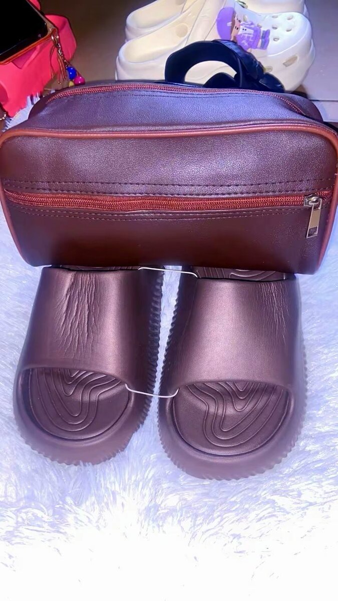 Claquettes unisexes confortables