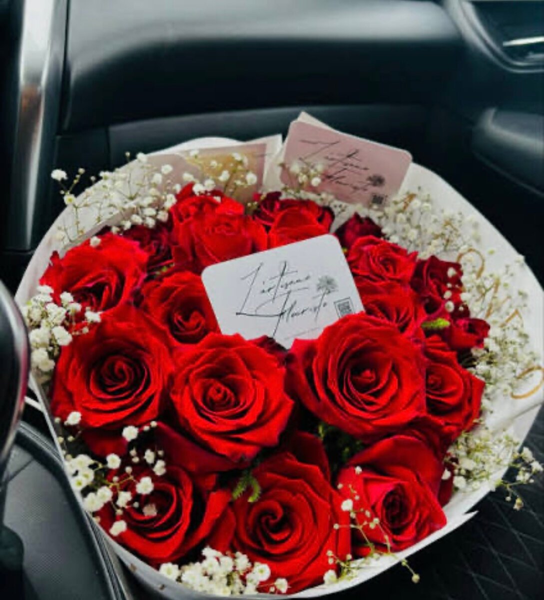 Bouquet de roses artificielles