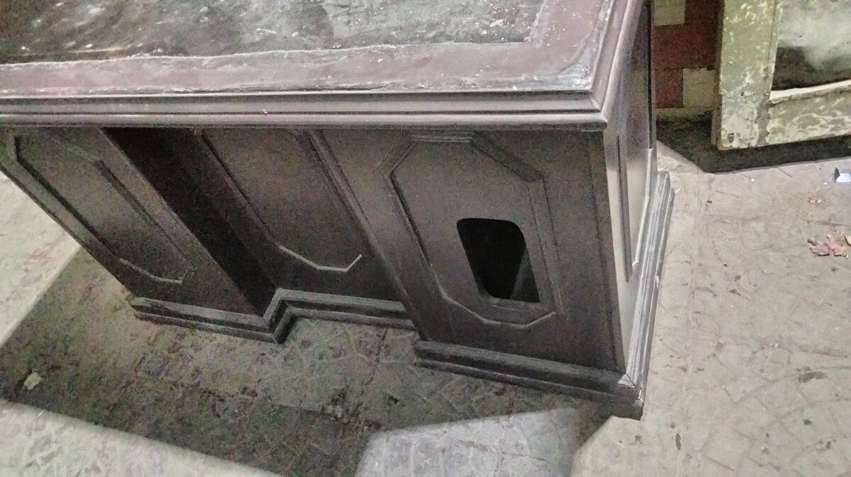 Office table