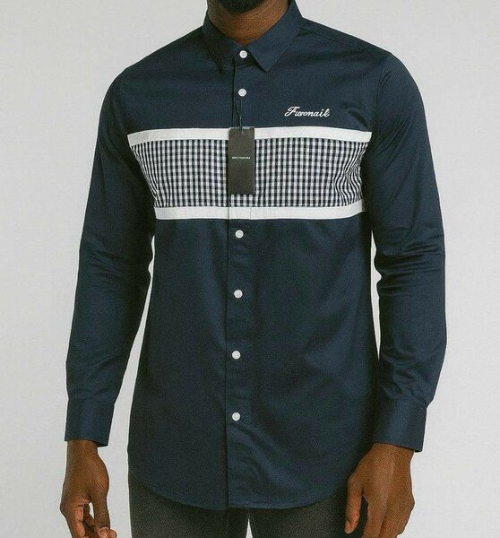 Chemise élégante à carreaux