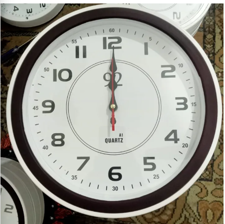 Home Decoration Simple WHITE Round Design 10 inch Cheap Plastic Wall Clock