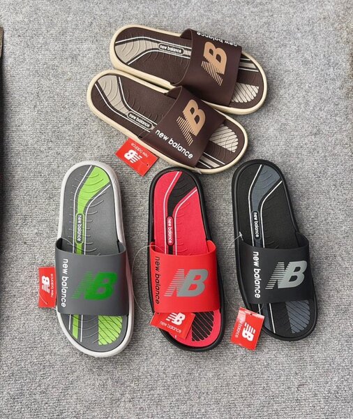 Claquettes confortables unisexes