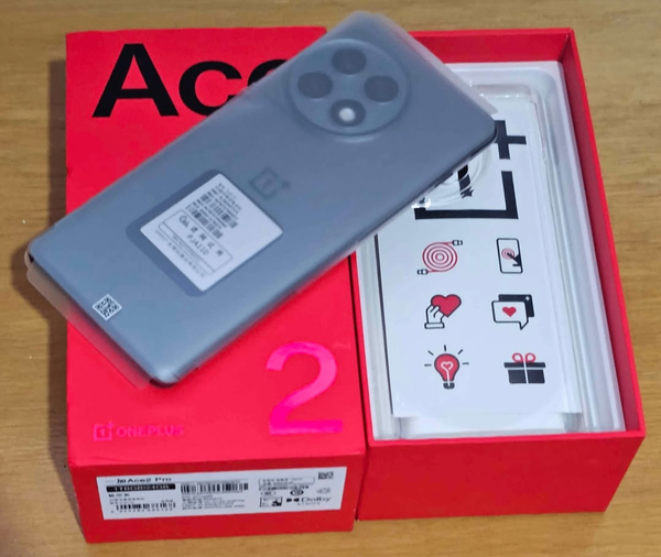 OnePlus Ace 2 Smartphone