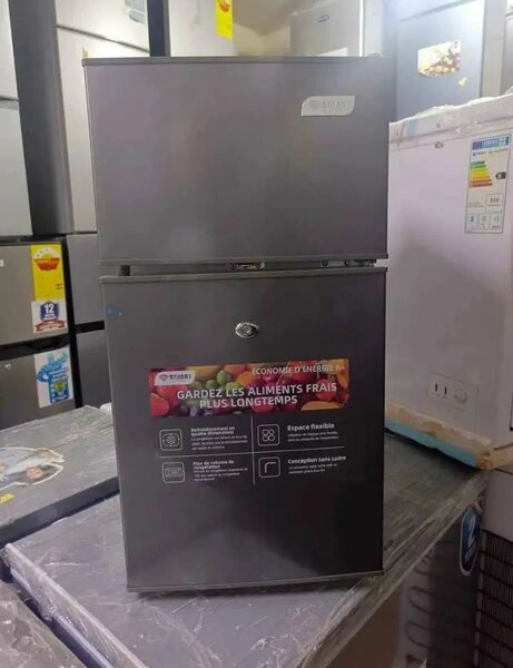 Mini réfrigérateur compact et économe en énergie