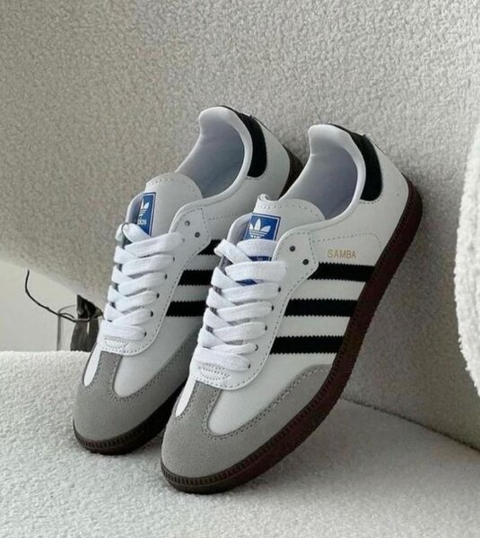 Adidas Samba Sneakers