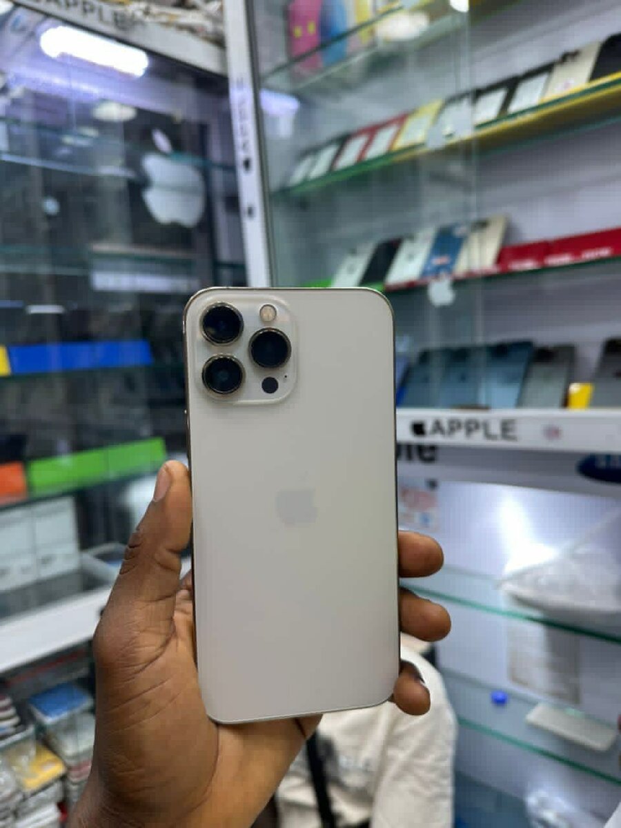 iPhone 12 Pro sans id