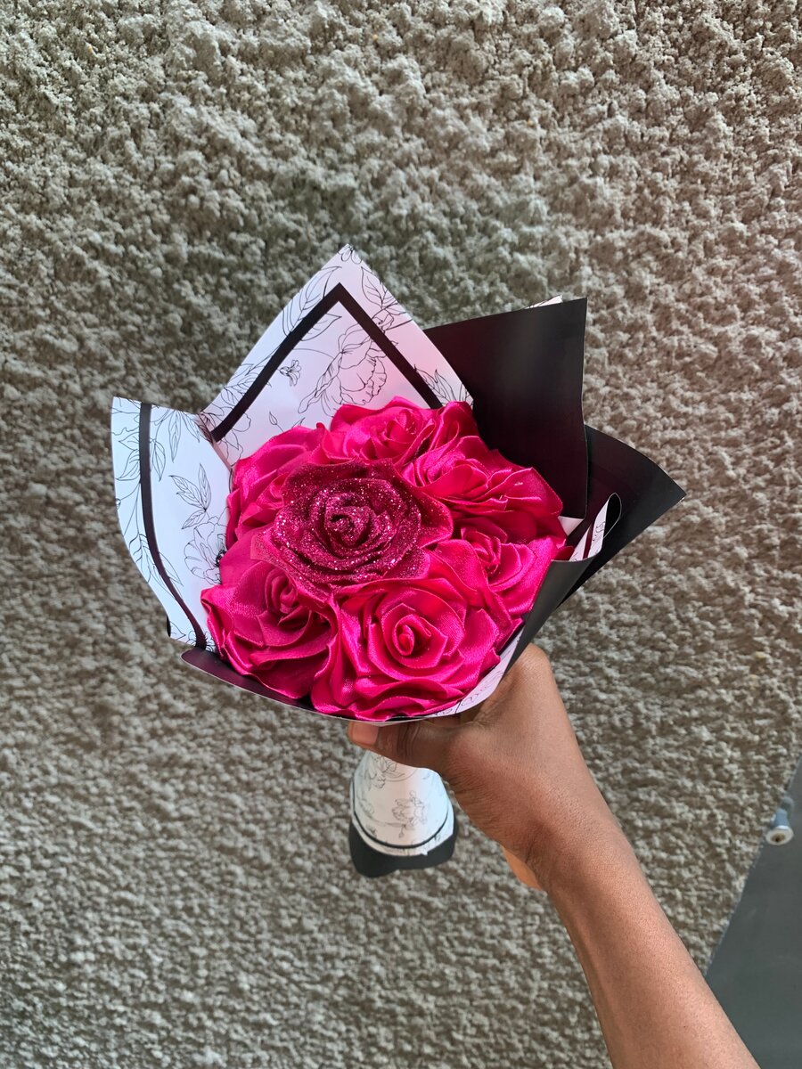 Bouquet de roses artificielles