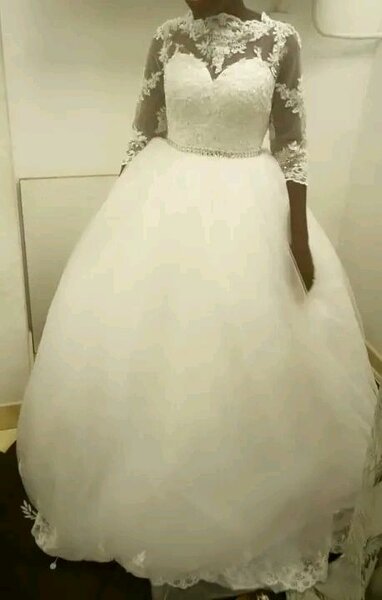 White Wedding dress for sale