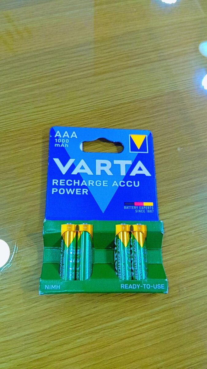 VARTA Piles Rechargeables NiMH AAA