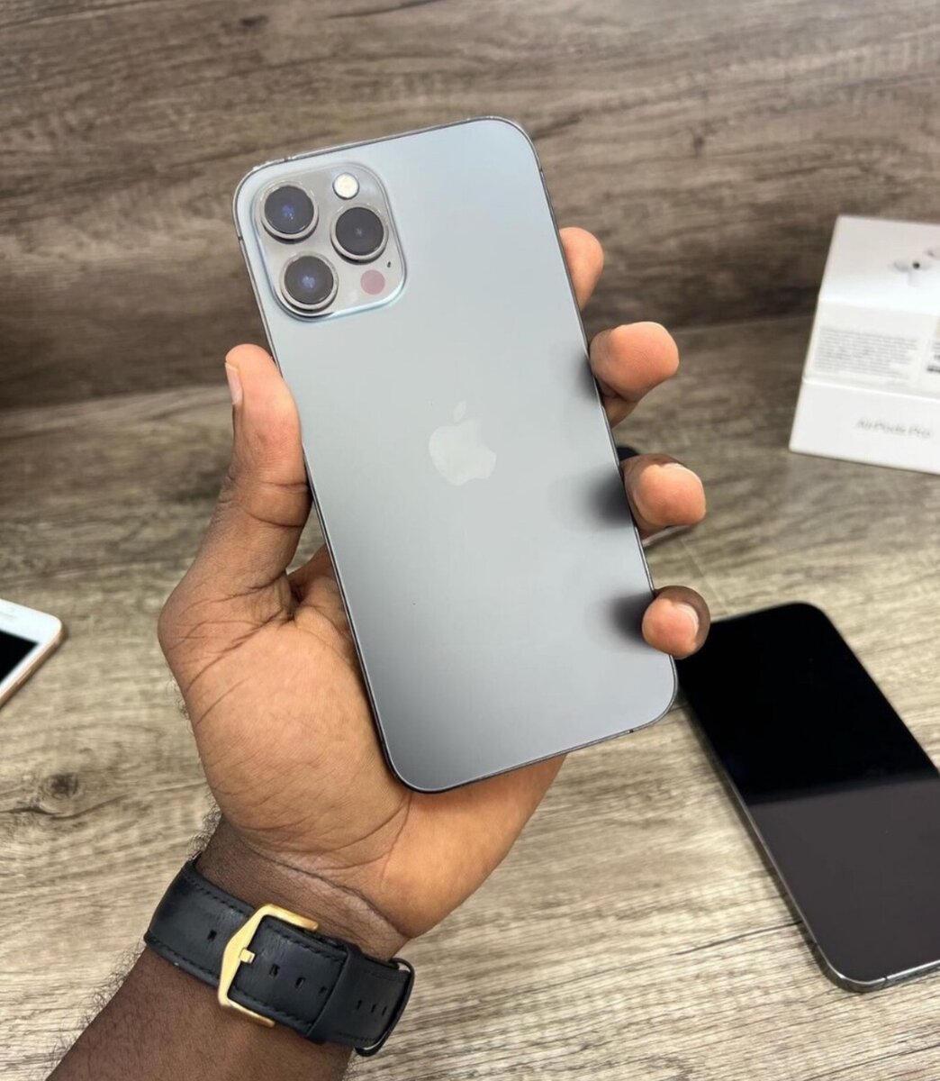 iPhone 12 pro max 128gig