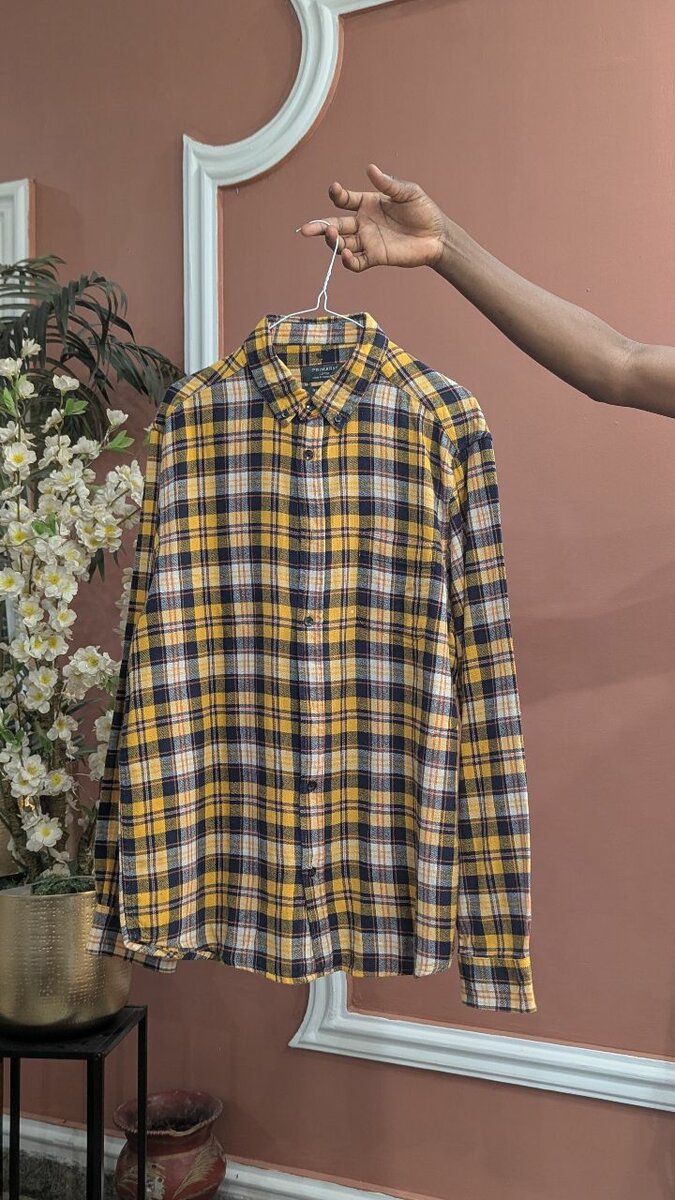 Chemise à carreaux jaune homme