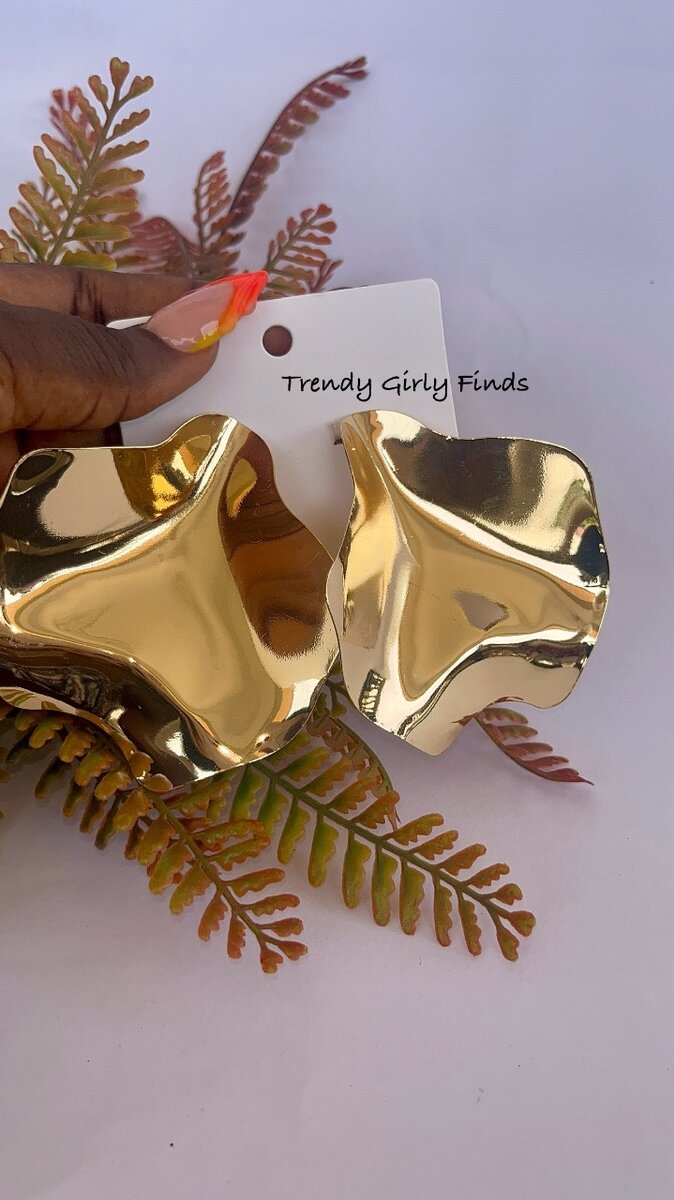 ZOE Statement earrings