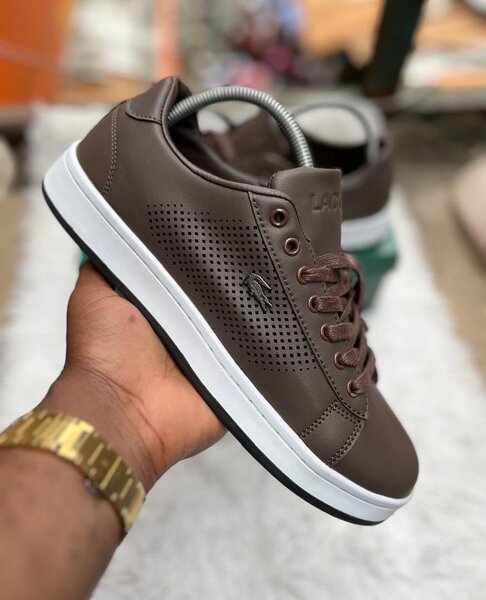 Baskets en cuir marron homme