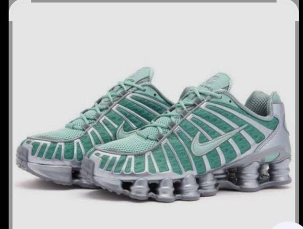 Baskets Air Shox Homme