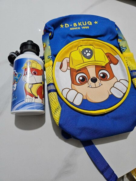 Sac a dos et gourde incassable