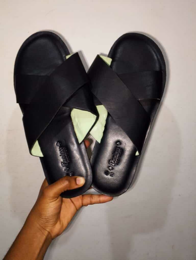 Unisex Leather slippers