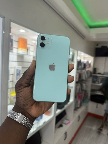 iPhone 11 Vert Reconditionné
