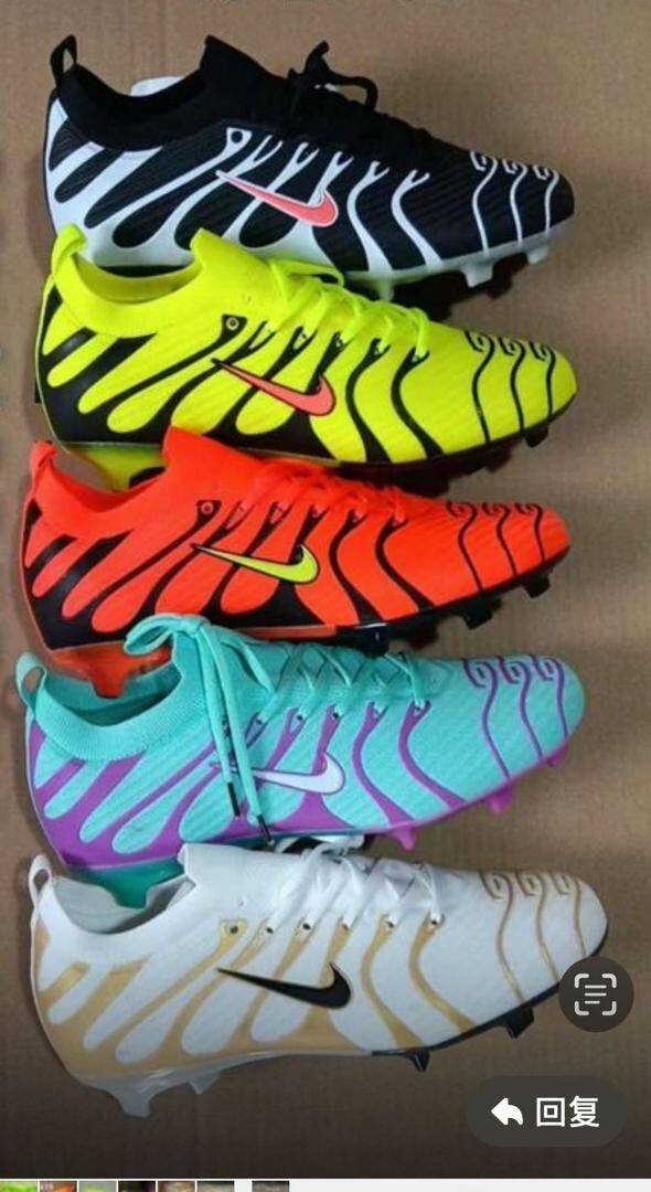 Paire de marque football