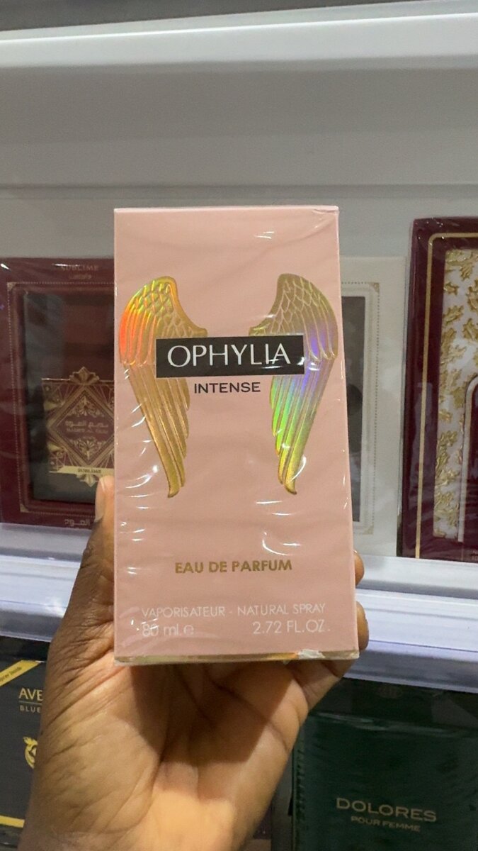 Ophylia intense