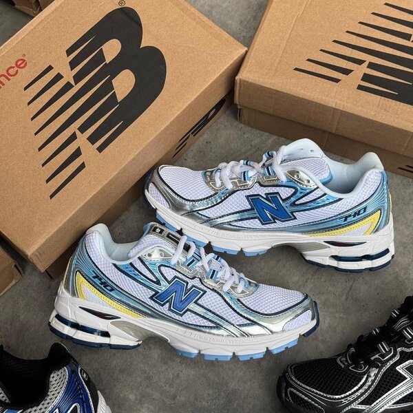 New Balance Sneakers