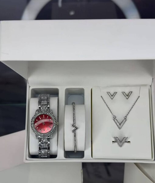 Идеальная подходит для тебя ️