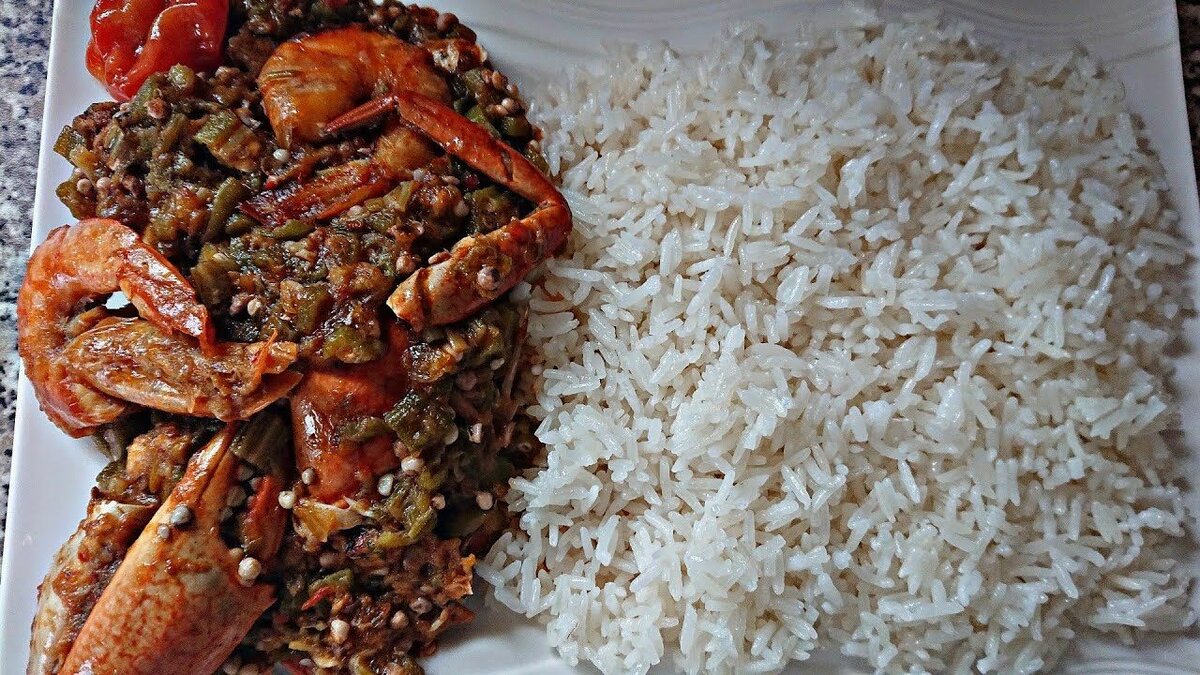 Gombo grillé riz blanc