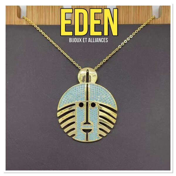 Chaîne avec pendentif, symboles africains, plaqué or.