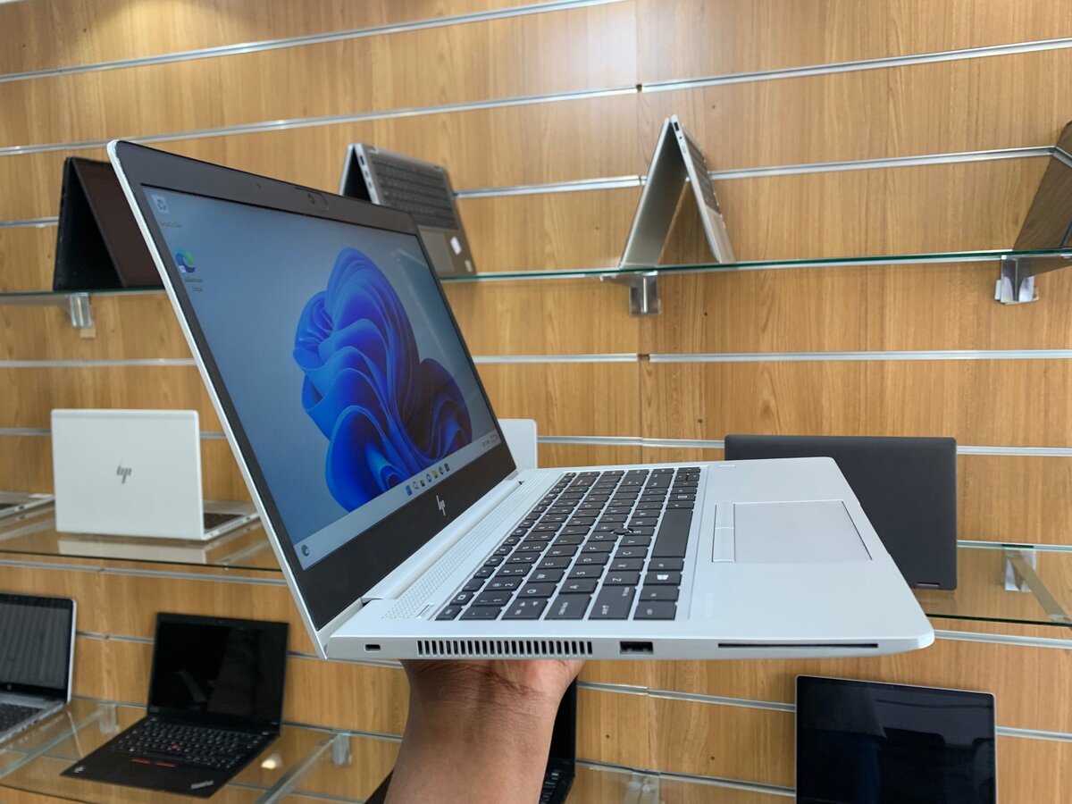 HP ELITEBOOK 735 G6-GAMING