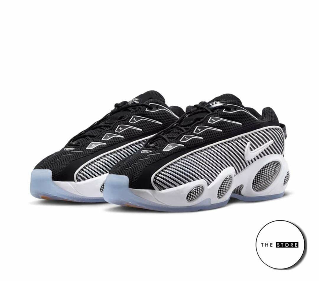 Nike Sneakers Black & White