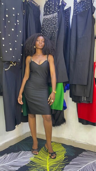 Robe noire élégante