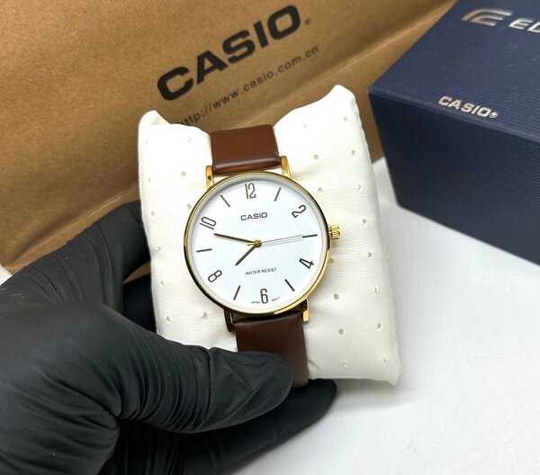 Montre élégante Casio homme