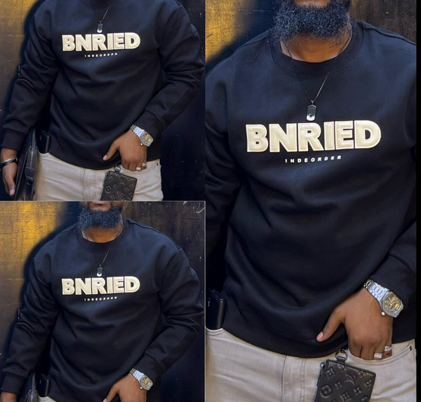 Thick merino wool sweatshirts for gentlemen.