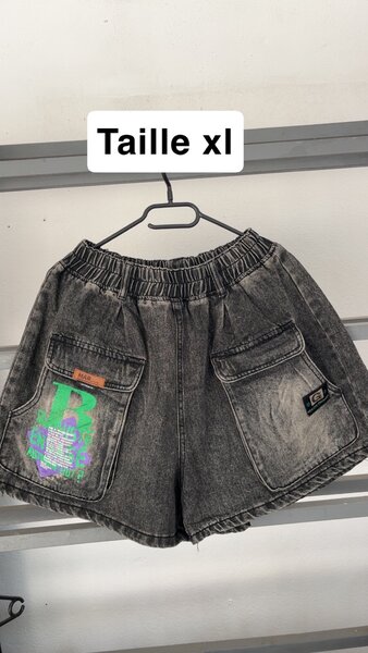 Short jean