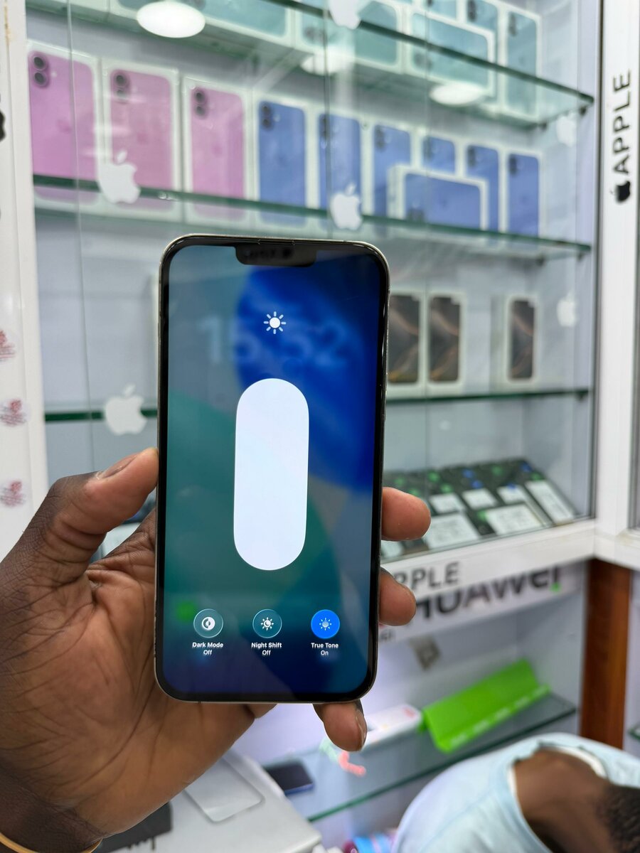 13 pro max 128 Go message écra