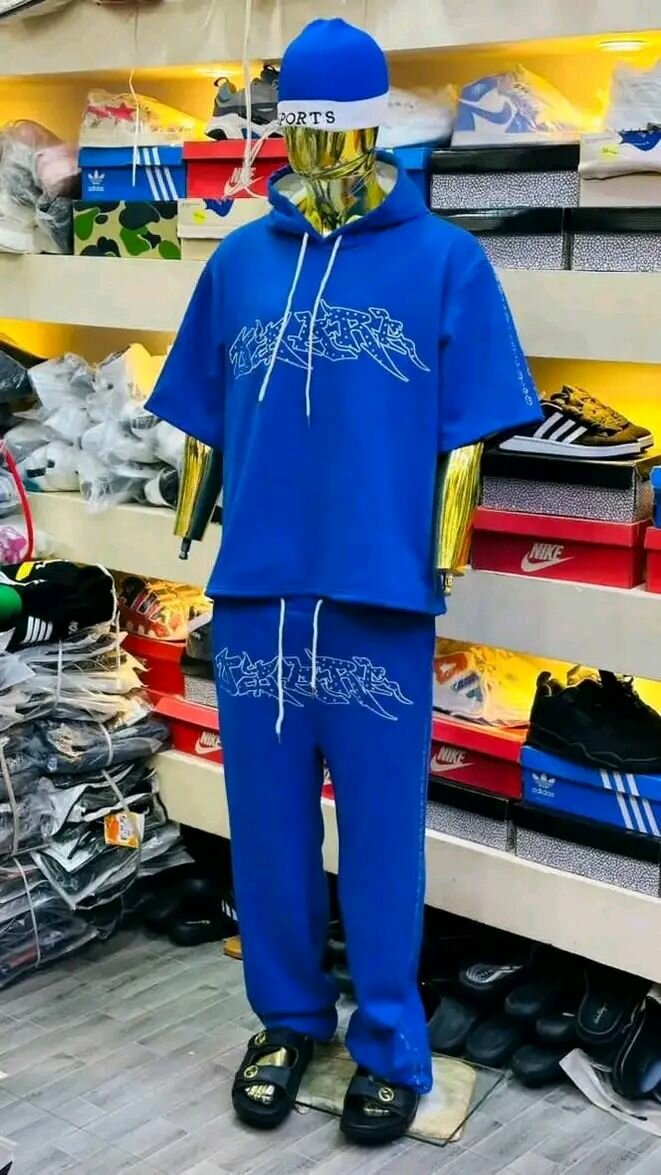 Ensemble de survêtement stylé